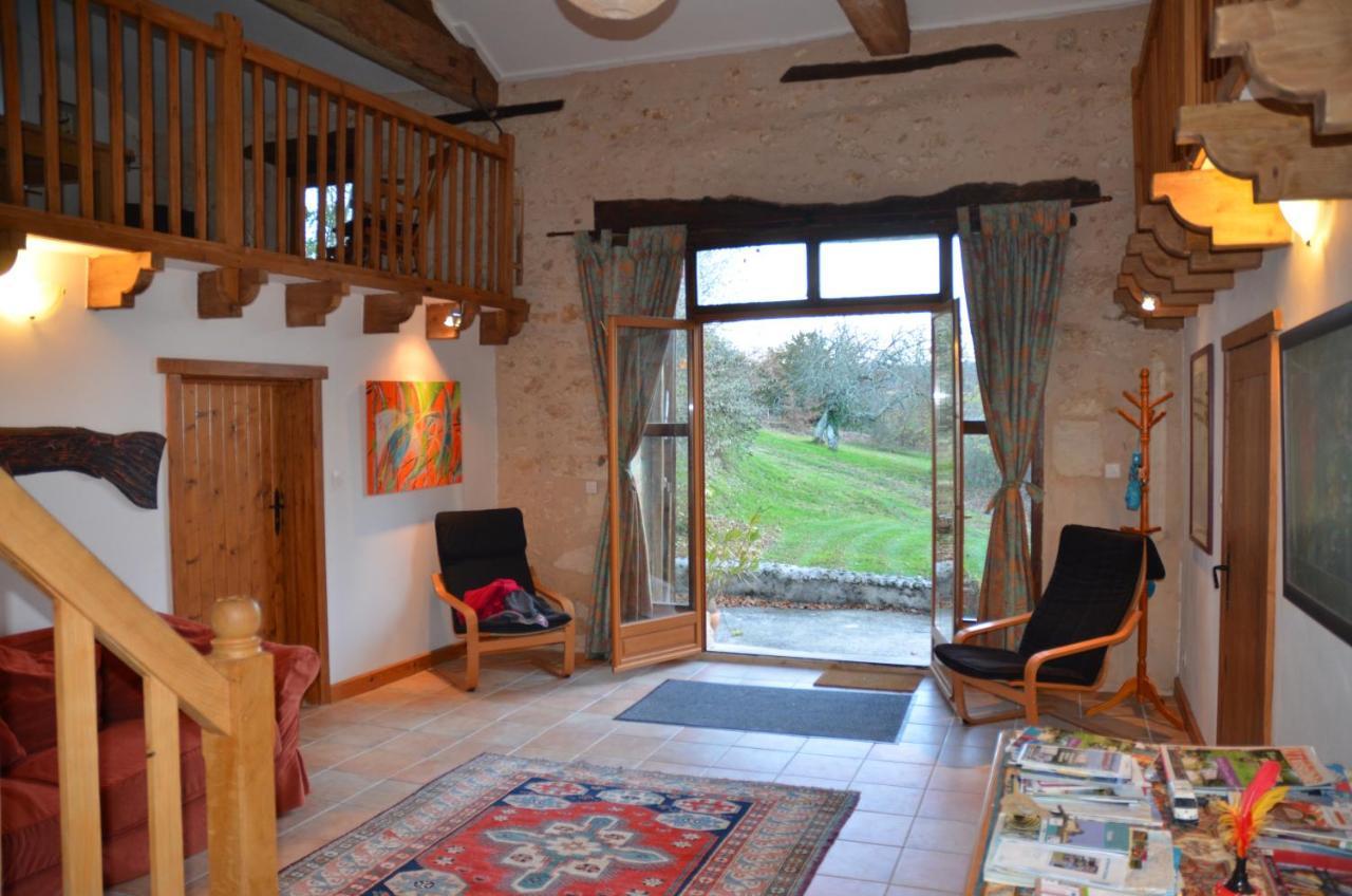 Katy'S Barn Βίλα Saint-Aulaye-Puymangou Εξωτερικό φωτογραφία