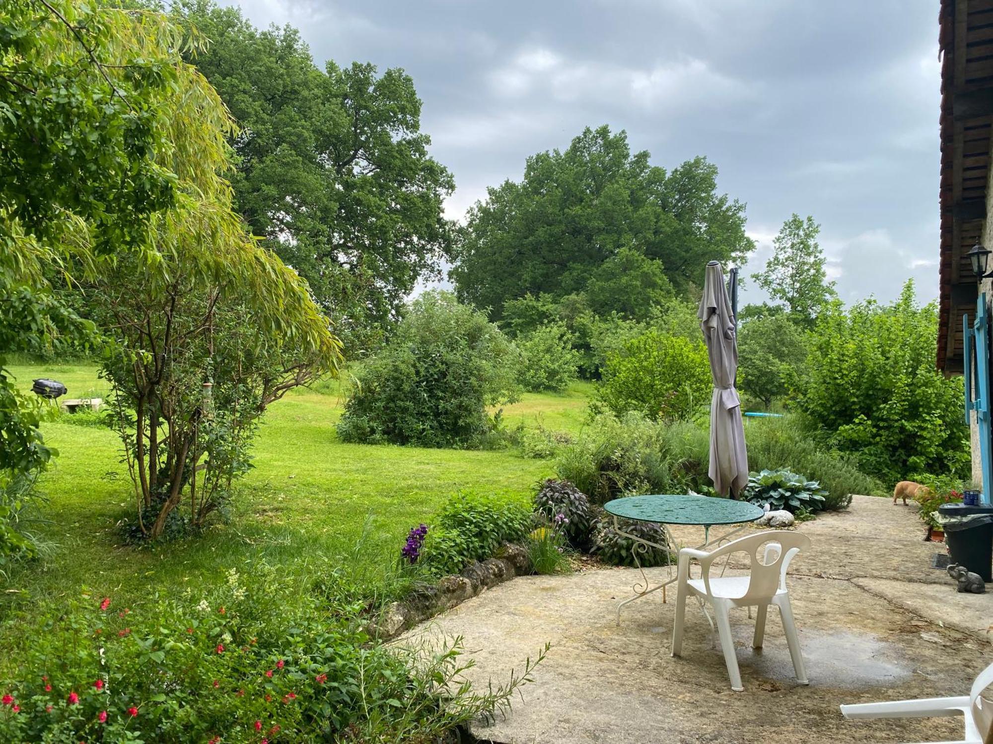 Katy'S Barn Βίλα Saint-Aulaye-Puymangou Εξωτερικό φωτογραφία